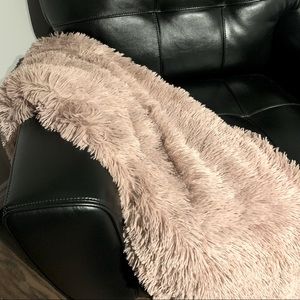 Fluffy Throw Blanket | Blush Pink